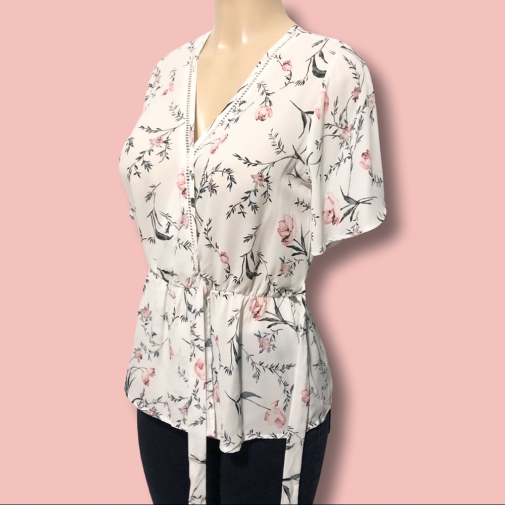 Sienna Sky White Floral S Peplum Blouse - Picture 5 of 9